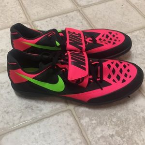 shot put shoes nike